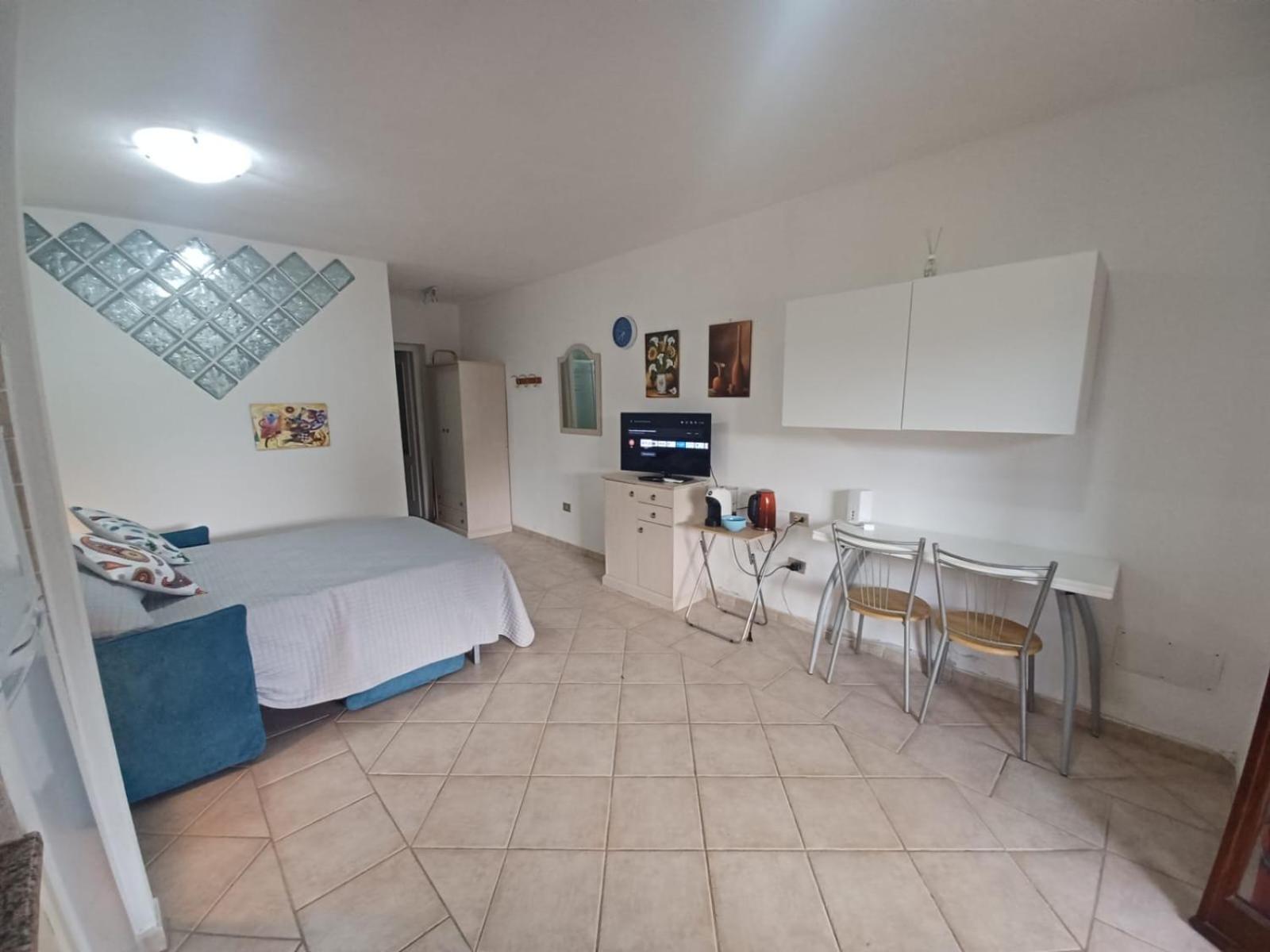 Casa Monella Mono Locale Vista Mare Apartment Marinella  Exterior photo